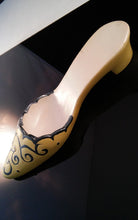 Load image into Gallery viewer, Fantastic Shoe Ornaments &amp; Gift Items - Ailime Designs
