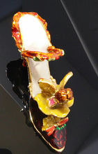 Load image into Gallery viewer, Fantastic Shoe Ornaments &amp; Gift Items - Ailime Designs