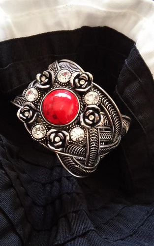 Women’s Stylish Fashion Bracelets – Fine Quality Jewelry