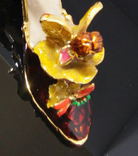 Load image into Gallery viewer, Fantastic Shoe Ornaments &amp; Gift Items - Ailime Designs