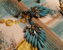 Load image into Gallery viewer, Women’s Stylish Fashion Earrings – Fine Quality Jewelry