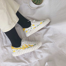 Load image into Gallery viewer, Women&#39;s Lemon Print Design Canvas Sneakers