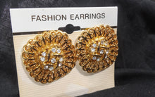 Load image into Gallery viewer, Women’s Stylish Fashion Earrings – Fine Quality Jewelry