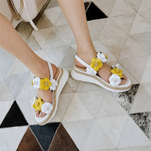 Women's Stylish Flower Motif Design Platform Sandals
