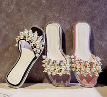 Load image into Gallery viewer, Women&#39;s Elegant Stylish Faux Pearl Design Slippers