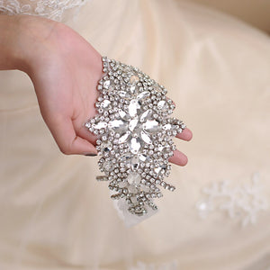 Bridal Accessories – Traditional Wedding Garter Belts