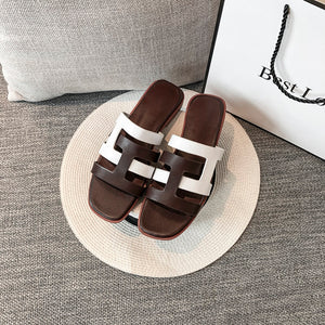 Women's Two-toned Hollow-cut Design Flat Slippers
