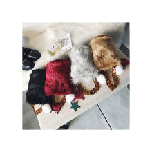 Load image into Gallery viewer, Women&#39;s Faux Fur Design Handbags