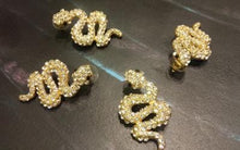 Load image into Gallery viewer, Women’s Stylish Fashion Earrings – Fine Quality Jewelry