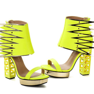 Women's Fretwork Heel & Lighting Bolt Design Shoes