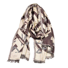 Load image into Gallery viewer, Men&#39;s Fashion Style  Fashion Design Winter Scarves