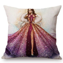 Load image into Gallery viewer, Fashion Models Screen Printed Throw Pillows