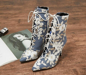 Women's Embroidered Flower Design Lace Tie Ankle Boots