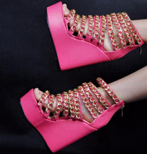 Load image into Gallery viewer, Women&#39;s Chain Link Design Platform Wedges