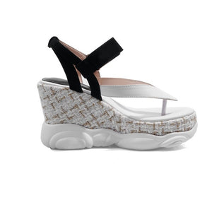Women's Wave Sole Bottom Design Sandals