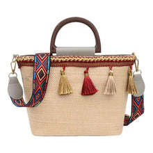 Load image into Gallery viewer, Women&#39;s Stylish Summer Tassel Design Straw Handbags