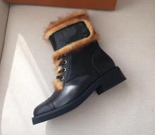 Load image into Gallery viewer, Women’s Stylish Design Genuine Fur Trim Leather Ankle Boots