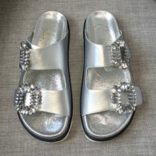 Load image into Gallery viewer, Women&#39;s Slip-on Crystal Buckle Design Flats