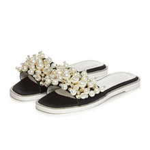 Load image into Gallery viewer, Women&#39;s Elegant Stylish Faux Pearl Design Slippers