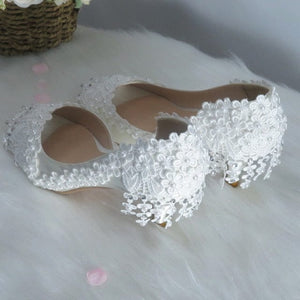 Women’s Beautiful Lace Design Shoes – Fashion Footwear