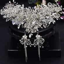 Load image into Gallery viewer, Crystal Silver Women&#39;s Elegant Leaf Design Hair Clip Sets – Ailime Designs