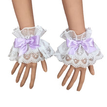 Load image into Gallery viewer, Bridal Lace Trim Gloves – Fine Quality Wedding Accessories