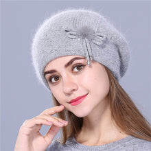 Load image into Gallery viewer, Warm &amp; Stylish Women&#39;s Fashion Beret Knit Hats