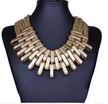 Load image into Gallery viewer, Mesh Design Fashion Stylist Necklaces w/ Oversize Links – Neckline Fashion Accessories