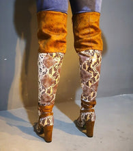 Load image into Gallery viewer, Women&#39;s Chic Style Thigh High Snake Print Design Boots
